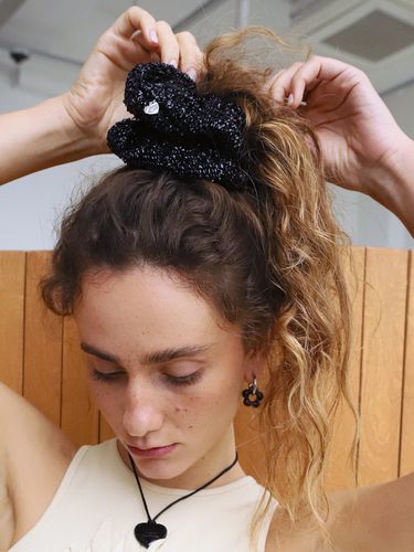 Twinkle Scrunchies_Black - August Harmony - Modalova