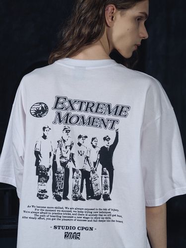 Extreme Moment T-Shirt _ White - CPGN - Modalova