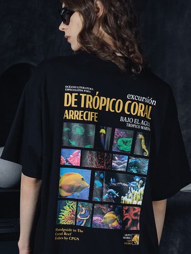 Tropical Graphic T-Shirt _ Black - CPGN - Modalova