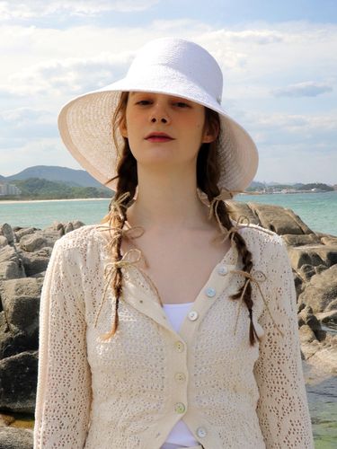 Agave Wide White Bucket Hat - ELKE BLOEM - Modalova