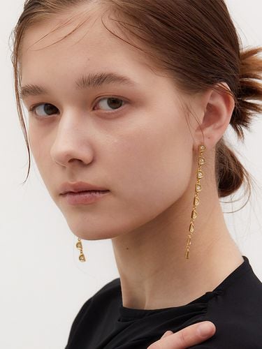 Ground 120 Earring - heradi - Modalova