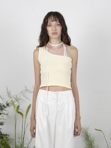 Track Asymmetric Sleeveless Top - MEENDERI - Modalova