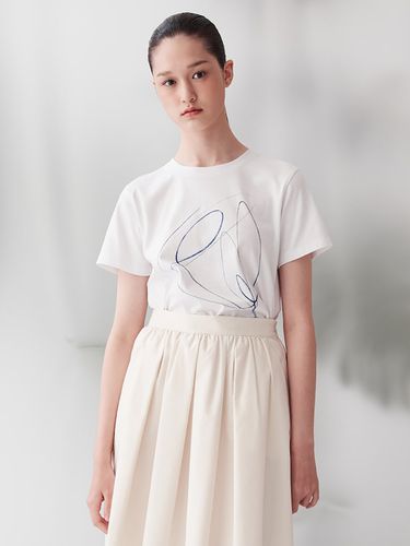 Graphic Point T-shirt _White - kuho plus - Modalova