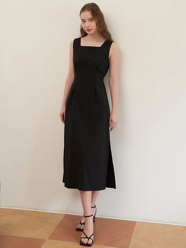 Back Point Sleeveless Dress Black - F.cocoromiz - Modalova