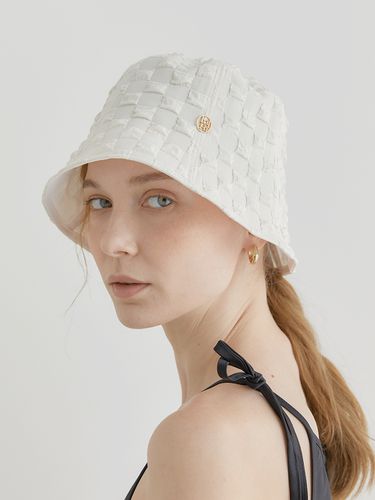 Square Embo Bucket Hat - halden - Modalova