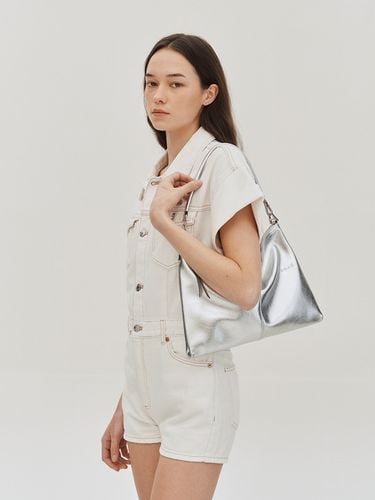 Poche Silver Hobo Bag - AMAG STUDIO - Modalova