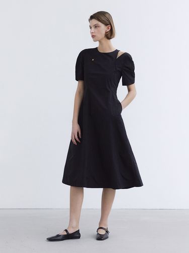 Cut-out Puff Dress - Black - Ihr - Modalova