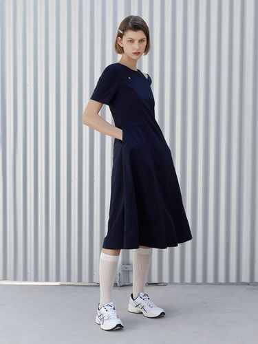 Cut-out Puff Dress - Navy - Ihr - Modalova