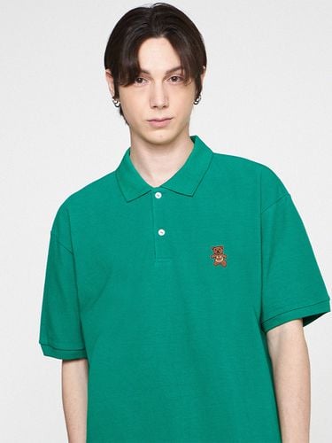 Unisex] Bear Embroidery Polo Shirt _ - GRAVER - Modalova