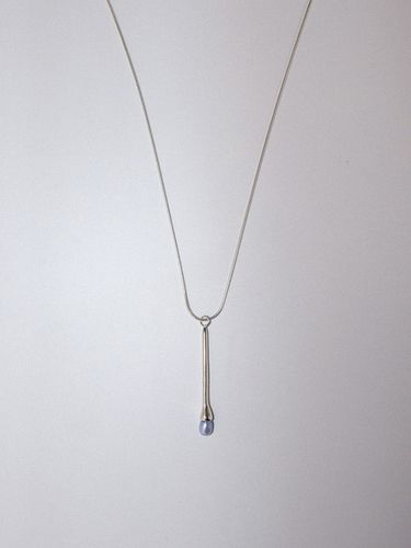 Blue Pearl Drop Necklace - turntable - Modalova