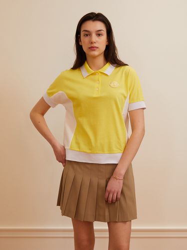 Two Tone Collared T-shirt_Yellow - HOTEL SAINT TROPEZ - Modalova