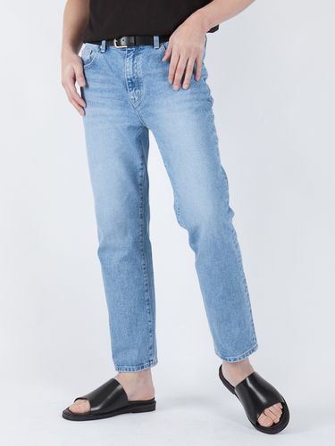 Washed Fleecy Cropped Denim Pant - Light Blue - INROWS - Modalova