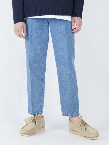 Washed Blooming Comfort Cropped Tapered Denim Pant - INROWS - Modalova