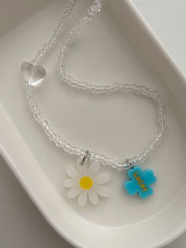 Daisy Lucky Charm Beads Necklace - OUI SAY YES! - Modalova