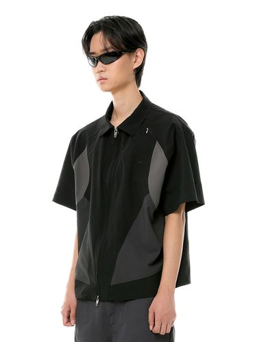 Panel Half Shirts_Black - ANOTHERYOUTH - Modalova