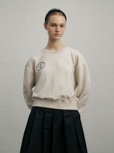 Classic Sweatshirt - Lucirzu - Modalova