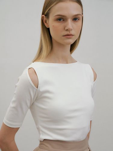 Boatneck Hole Sleeves Top - White - Lucirzu - Modalova