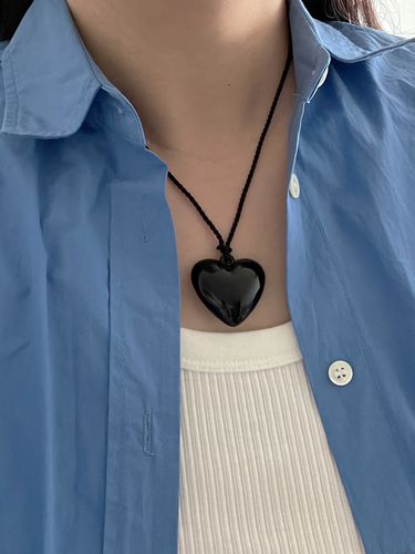 Black Heart Necklace - OUI SAY YES! - Modalova