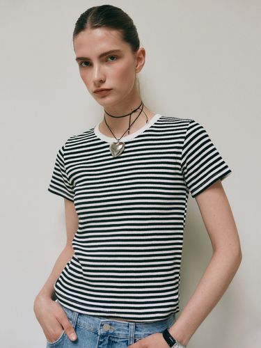 Essential Stripe T-Shirt_Black - YAN13 - Modalova