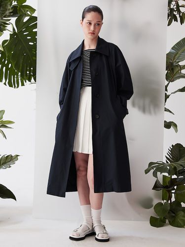 Signature Belted Voluminous Trench Coat _Navy - kuho plus - Modalova