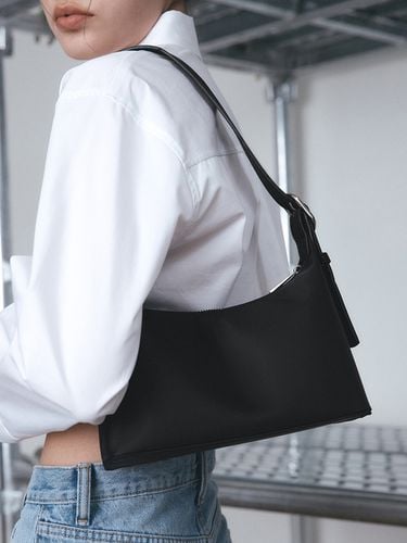 Fuse Glossy Compact Nylon Shoulder Bag_ - leathery - Modalova