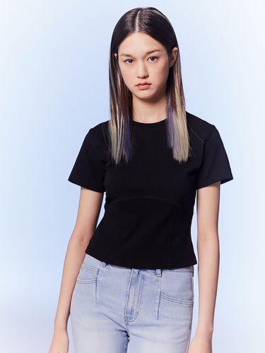 Ribbed Point Slim T-shirt_Black - kuho plus - Modalova