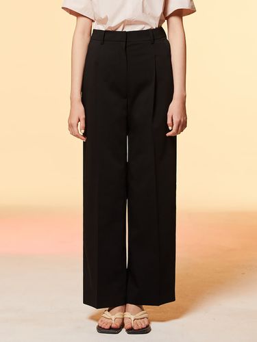 Signature Semi Wide Pants_Black - kuho plus - Modalova