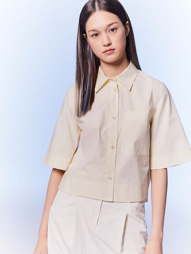 Signature Crop Shirt Blouse - kuho plus - Modalova