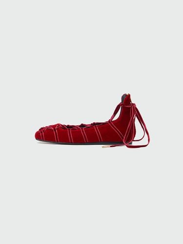 XACE Square Toe Lace Up Flats_Red - EENK - Modalova