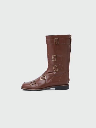 XENDA Buckle Strap Boots_Brown - EENK - Modalova