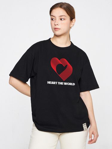 UNISEX] Overlap Heart Line T-shirt_Black/Red Logo - GRAVER - Modalova