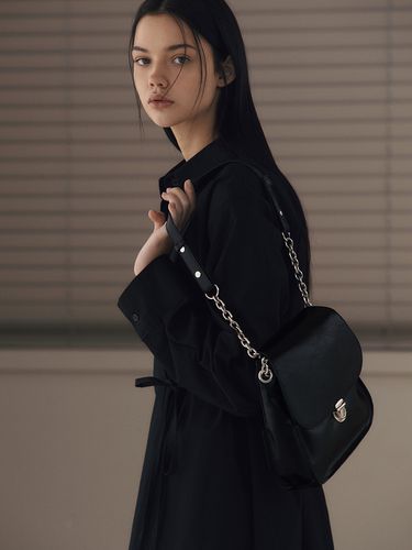 Other Classic Chain Bag_ Black - leathery - Modalova