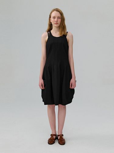 Bell Shaped Cargo Dress_Black - ahwe - Modalova