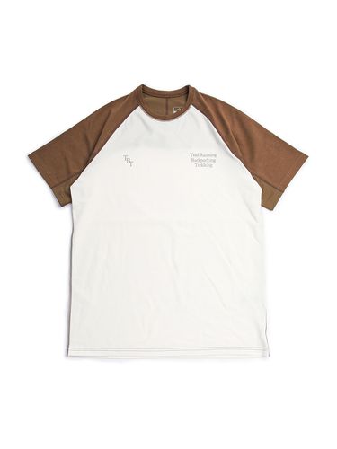 Track Short Sleeve T-Shirt ( / ) - Slowpoke - Modalova