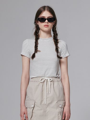 Pin Stripe T-shirt - OUTSHELL - Modalova