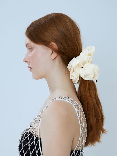 Cloud Shirring Scrunchie - mellotory - Modalova