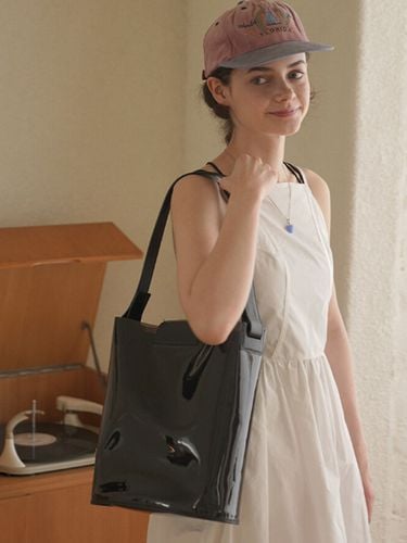 Wonderlust Basket Bucket Bag Combo_ - AT MY FINGERTIP - Modalova