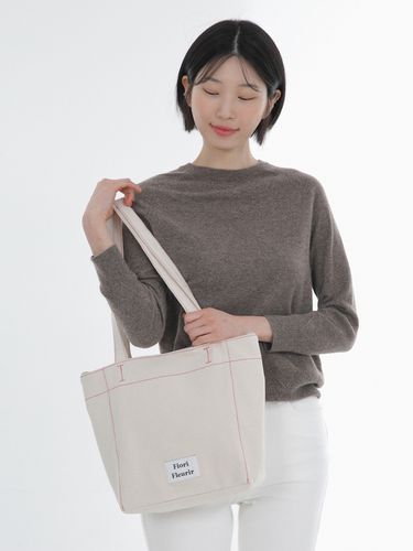 Brisa Canvas Shoulder Bag - Fiori Fleurir - Modalova