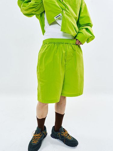 Crisp Banding shorts _ Green - 86d - Modalova