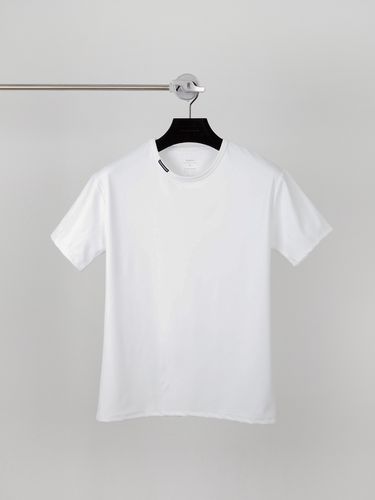 Label Slim Tension T-Shirt (White) - GOZER - Modalova