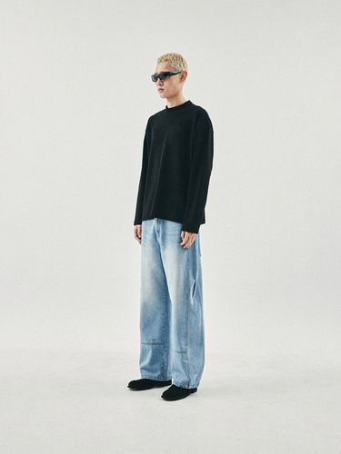 Layer Mock Neck Long Sleeve T-shirt - karactor - Modalova