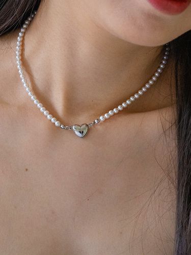 Pearl Heart Signal Necklace - Primaute - Modalova