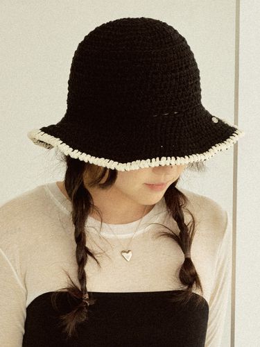 Lily Wide Bucket Hat No.157_ Black - Slowslowly - Modalova