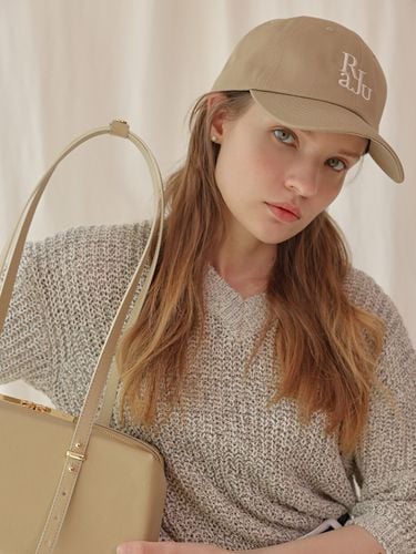 Signature Ball Cap_Beige - RaJu - Modalova