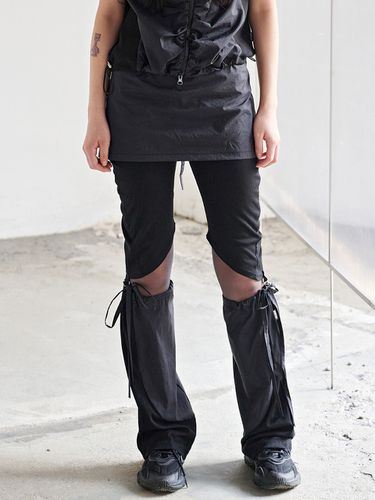 TS Nylon Apron Biker Shorts _ Black - PIECEMAKER - Modalova