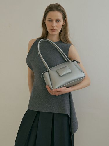 Aube Shoulder Bag_Silver - DeMAKER - Modalova