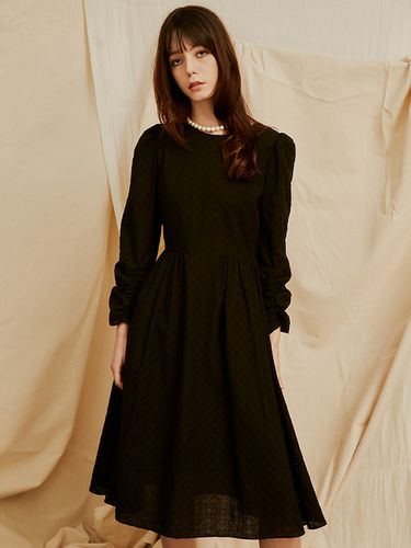 Nike Eyelet Lace Dress_Black - SORRY TOO MUCH LOVE - Modalova