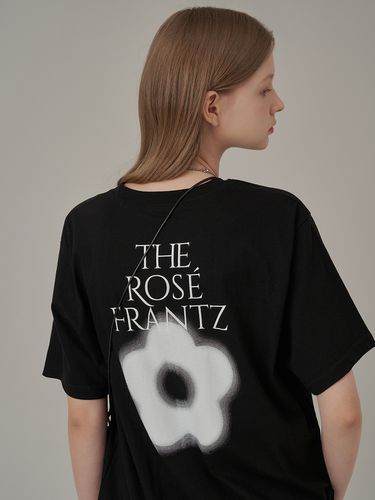 Glow Flower T-Shirt_Black - Rosefrantz - Modalova