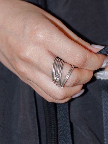 Silver Orbit Ring - moon light stone - Modalova