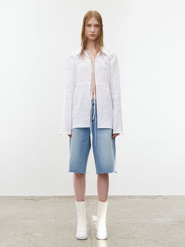 Wide Short Denim Pants _Light Blue - STUDIO TABLE - Modalova